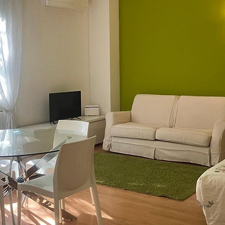 Centro Citta Train Station Apartment แบร์กาโม ภายนอก รูปภาพ