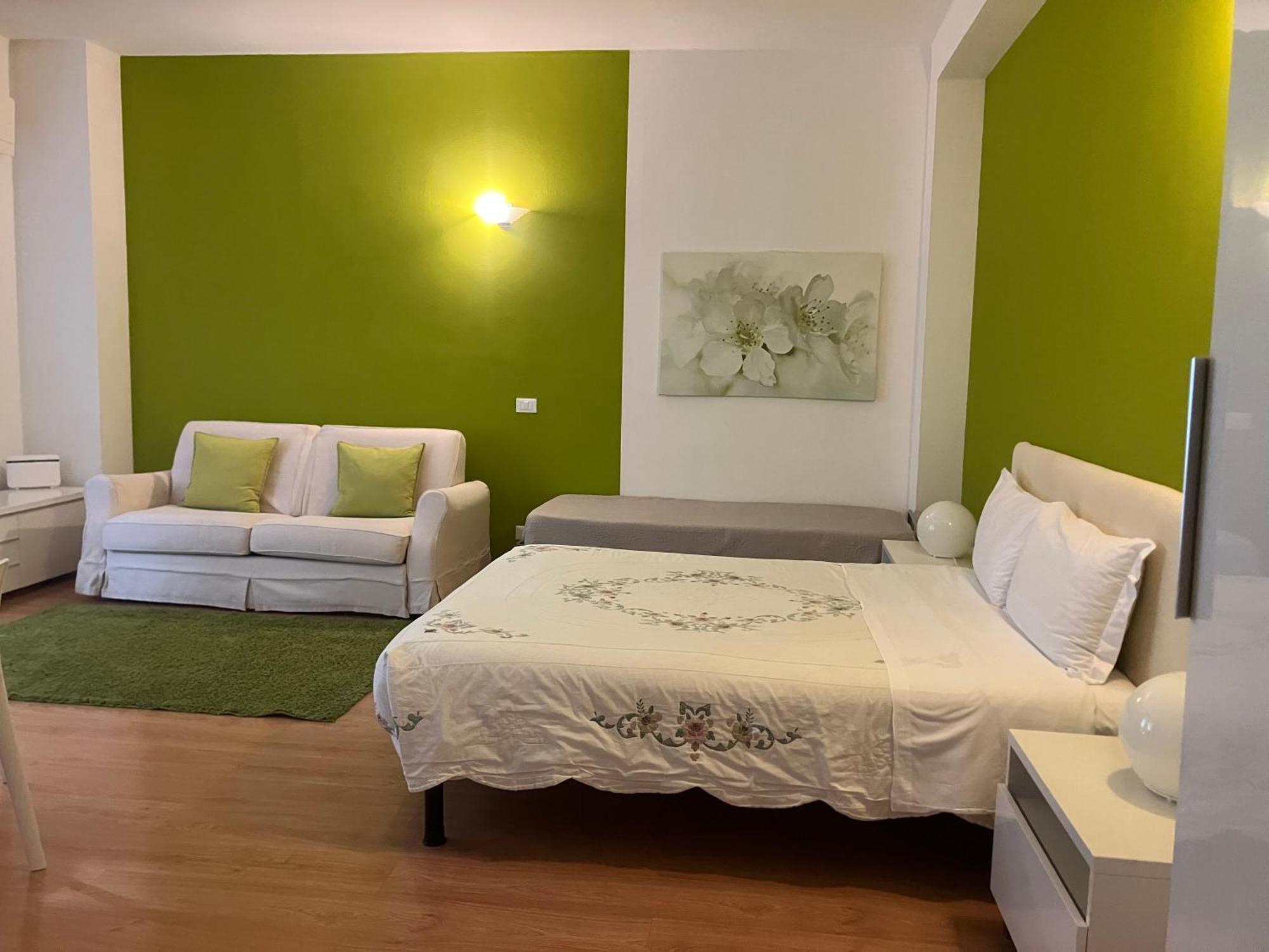 Centro Citta Train Station Apartment แบร์กาโม ภายนอก รูปภาพ